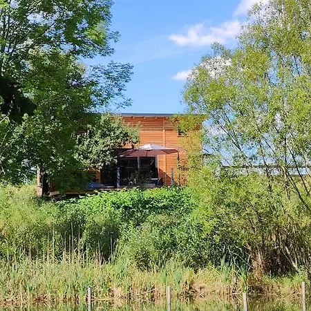 Tinyhousebeidresden Mit Fasssauna Zwischen Den Teichen Und Auf Der Pferdekoppel Kaminofen Terrasse Klimaanlage Lauterbach (Rugen)