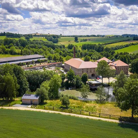 Tiny House Mit Kaminofen & Terrasse Direkt An Naturteichen - Bis 5 Personen - Fuer Kurzentschlossene Hébergement de vacances Großharthau